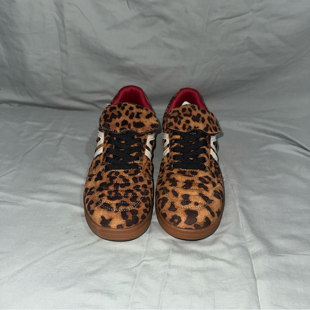 Steve Madden Leopard Print Women's Sneakers-NWOT Size 9